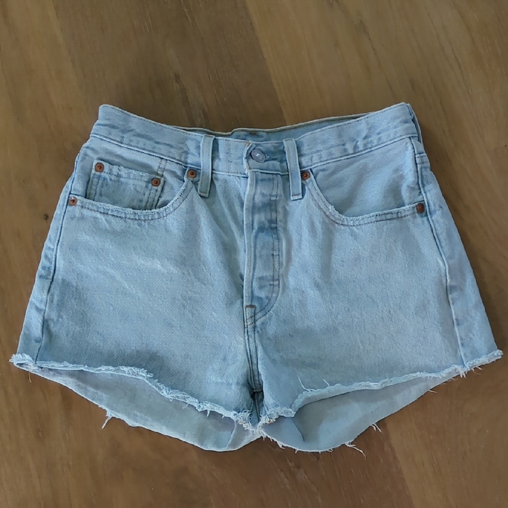 Levi's Light Blue Denim Women Shorts Size 27